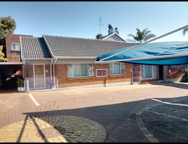 15 BEDROOM HOUSE FOR SALE IN HURLYVALE